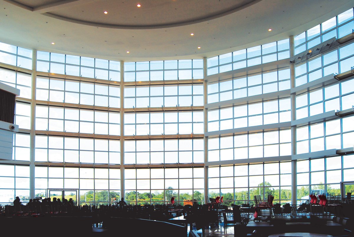 When deadlines are tight for your building project, you need products you can rely on to deliver quality and efficiency. See how benefits like these from our Structural Glazing #Sealants improved the structure of the Shopping Botucat in this case study: dow.inc/4dS9IO1