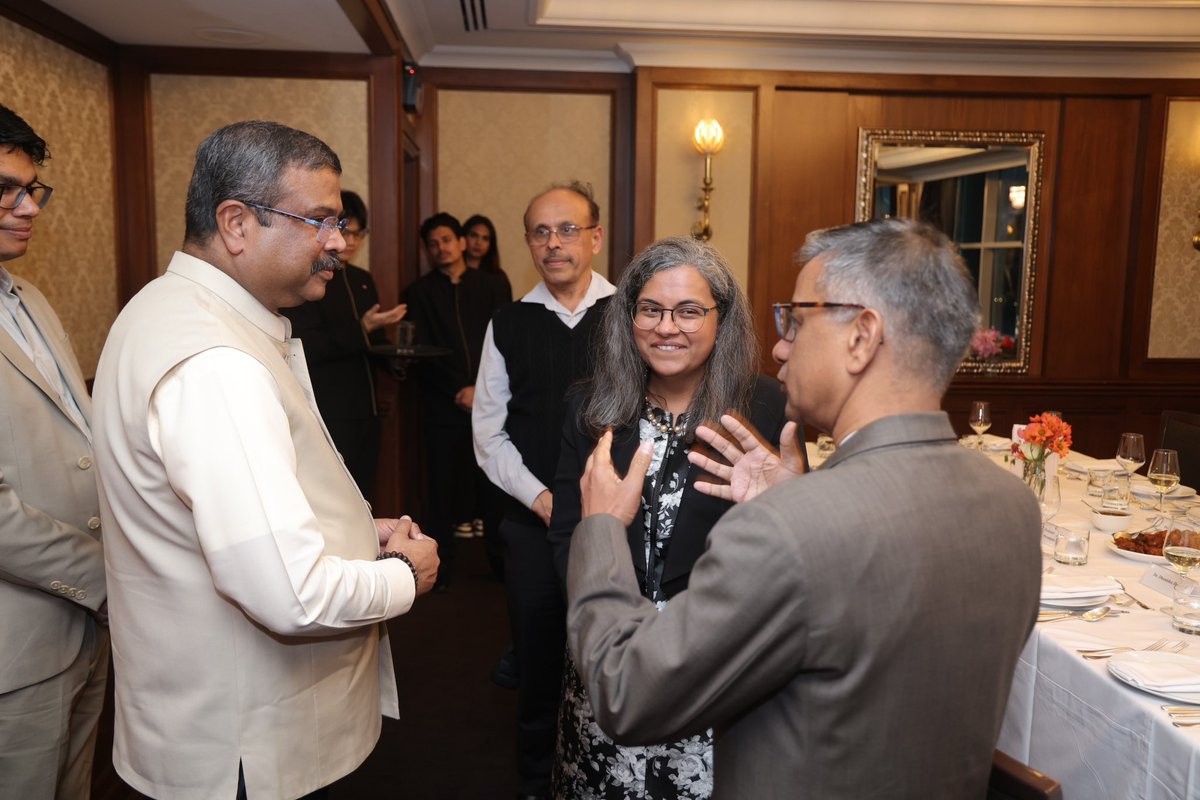 Dharmendra Pradhan tweet media