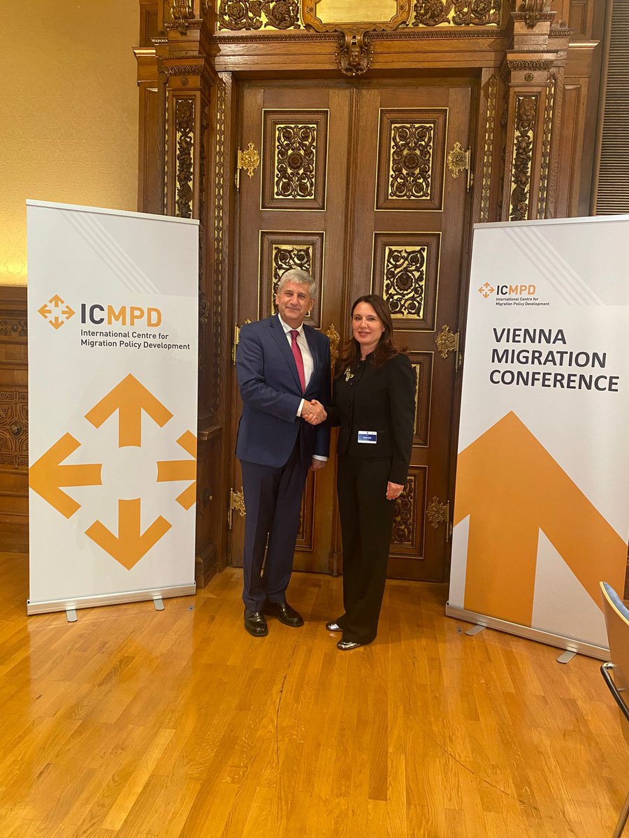 NinaGregoriEUAA's tweet photo. At #ViennaMigrationConference's panel discussion, I highlighted EUAA's role &amp; work supporting 🇪🇺 Member States in implementing the Pact.
 
Yesterday, I also met w/ @ICMPD's Michael Spindelegger to discuss the Pact &amp; our respective work addressing current and emerging challenges. https://t.co/fr7zgtHzu4