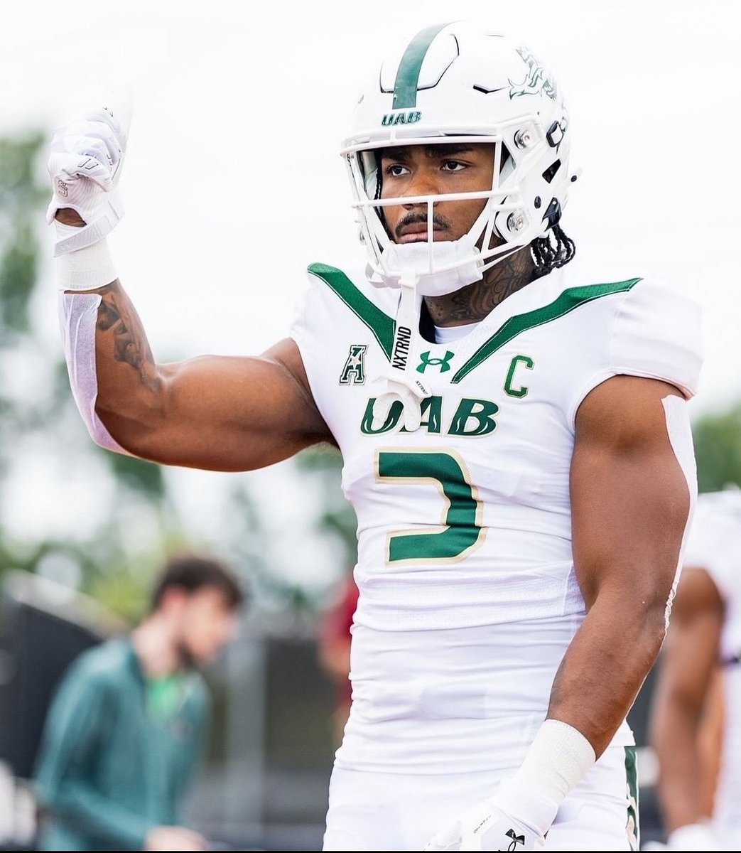 After a great conversation with <a href="/lino_lupinetti/">Lino Lupinetti</a> I’m Blessed to receive an offer from the University of Alabama Birmingham ‼️
#AGTG ✝️
<a href="/coachpaxia/">Coach Paxia</a> <a href="/CoachBell100/">D. Bell</a> <a href="/ChipolettiH/">Coach Chip</a> <a href="/_CoachPWilliams/">Parker Williams</a> <a href="/H2_Recruiting/">Hasani (H2) | Football Recruiting</a> <a href="/RecruitGeorgia/">Recruit Georgia</a> @CoachPinedaWB <a href="/NEGARecruits/">Northeast Georgia Recruits</a>