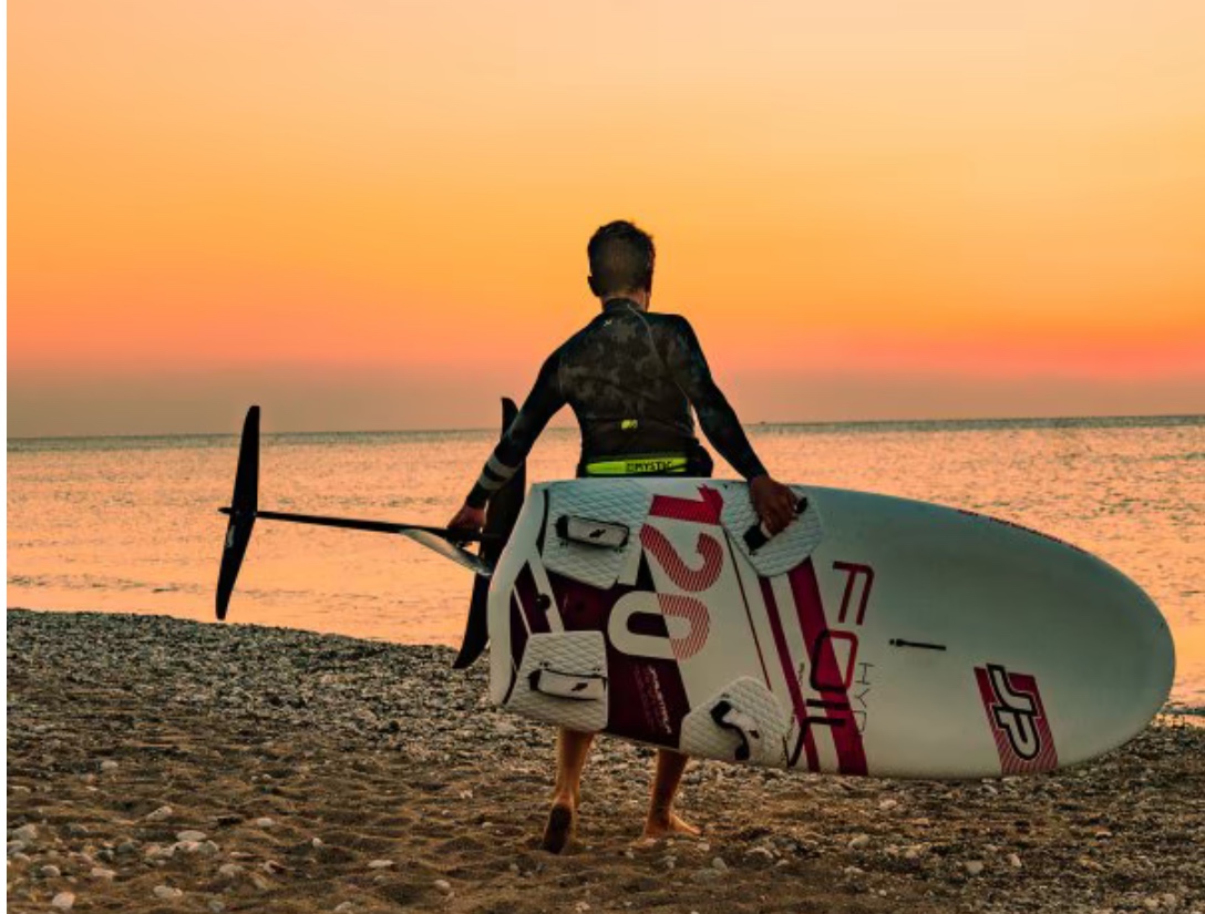 NeilsonLevante's tweet photo. Thinking about picking up a new sport? 🌊✨ Then Wing foiling might just be the sport for you! if you're ready to fly? Then come and give wing foiling a go here at Levante. #wingfoiling #windsurfoiling #GoodEnergy @neilsonholidays https://t.co/m3QhXqODZ8
