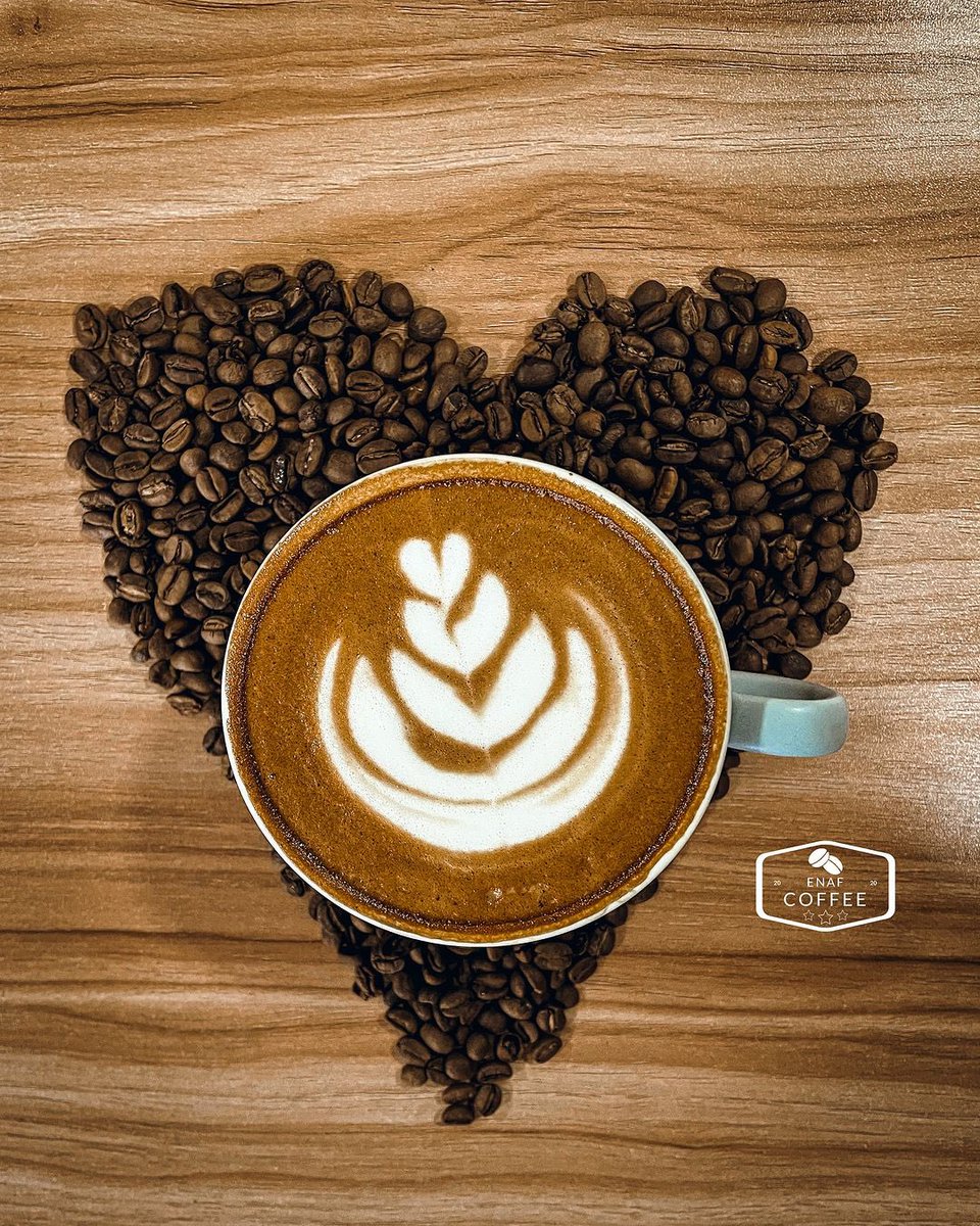 enafcoffee's tweet photo. Discovering the rich, bold flavors of Arabic coffee right here in Uganda. A perfect blend of cultures in every cup

https://t.co/NiUGI0bA0f 
#enafcoffee 
#arabicacoffee 
#fromthesource 
#uganda https://t.co/WxU1WF3zeH