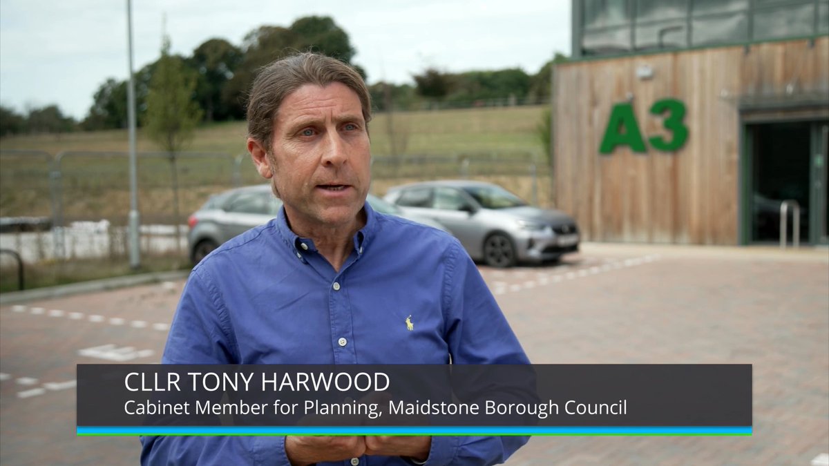 ITNBusiness's tweet image. In '#UrbanEvolution: Our #FutureCities,' we explore #LOC8 business park. Owned by Clearbell Capital, LOC8 is one of the most biodiverse and energy-efficient industrial estates in the UK, blending #sustainability with #BusinessInnovation.
Learn more here: business.itn.co.uk/programmes/urb…