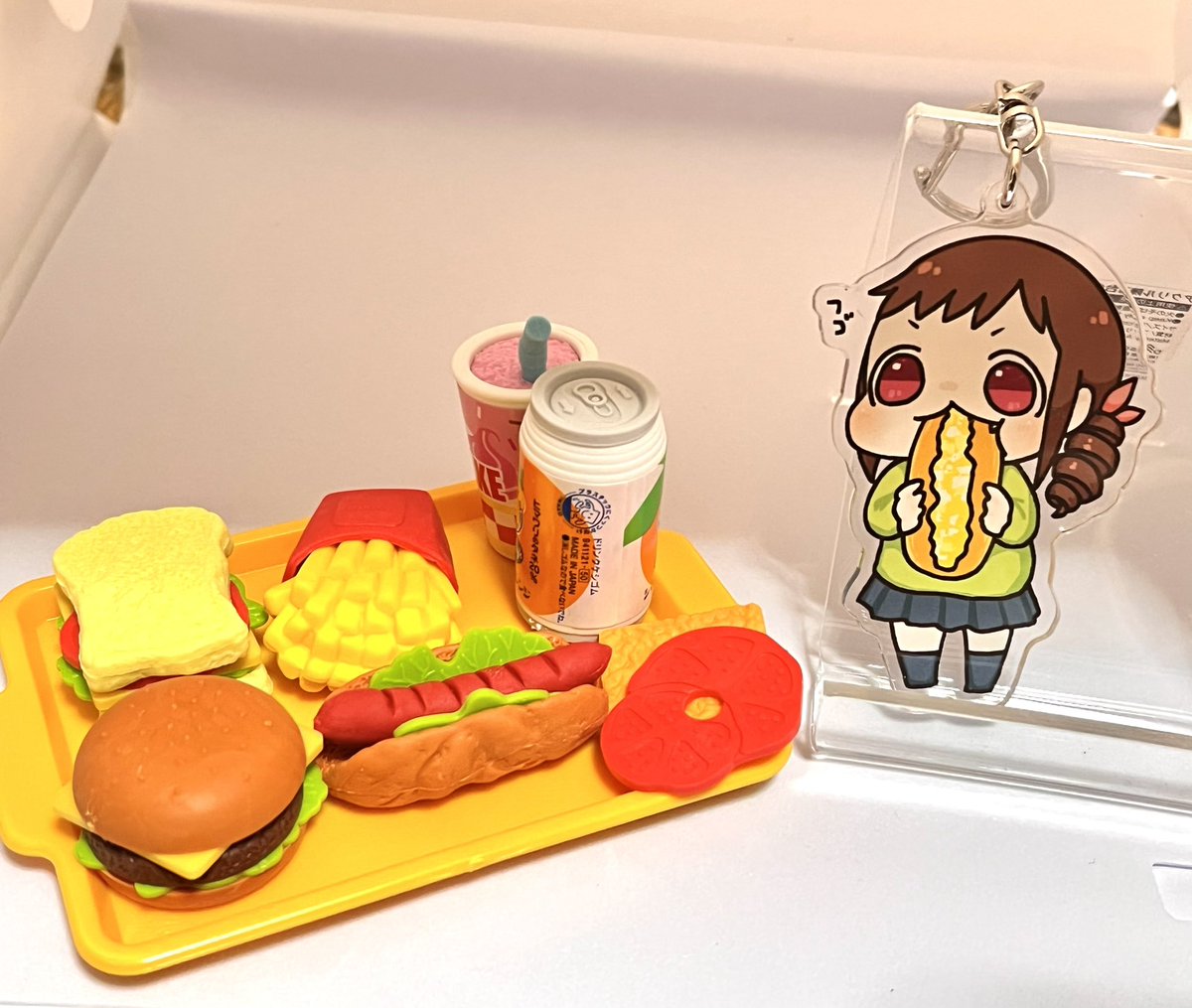 #これを見た人は無言で去年の10月の画像を貼る 