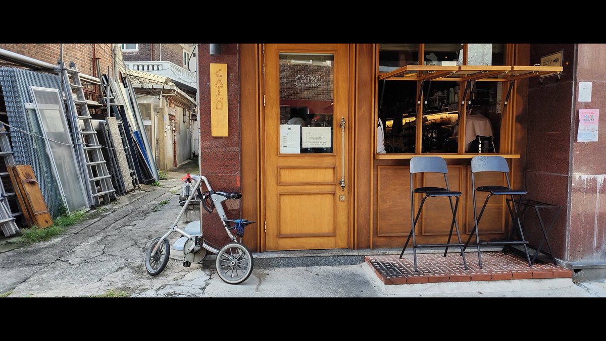 점심영업을 길게하면서 웨이팅은 줄었지만 다 팔린 메뉴가.. ㅠㅠ 덕분에 오랜만에 먹어본 등심은 여전히 괜찮았다!!! #커츠 #신수동