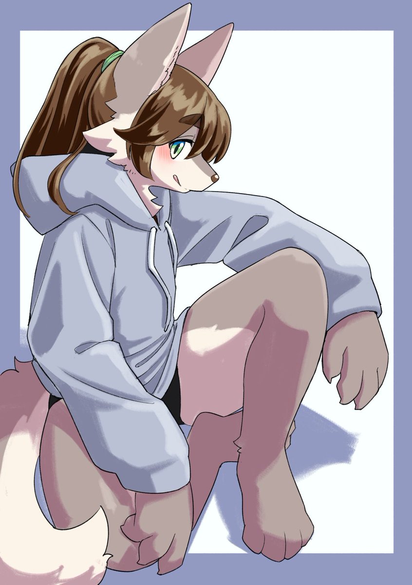 上はシャツとか着るけど下はぱんいちのわんちゃん
A dog lady wearing a shirt and only panties.
