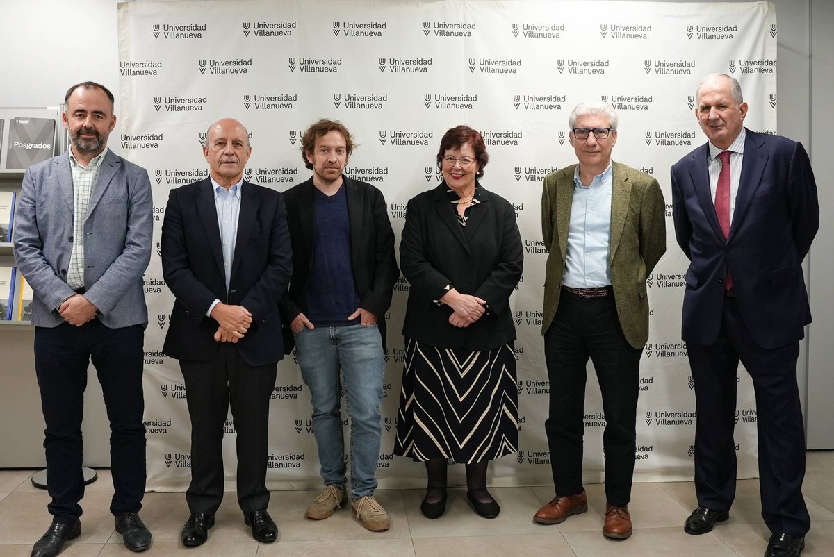 El efecto desaliento, la máquina del contrarrelato y la apropiación del léxico virtuoso: para los participantes en los #DiálogosEnLaUniversidad celebrados ayer, son los tres grandes riesgos de la libertad de información en España. Gracias a <a href="/JZarzalejos/">Jose Antonio Zarzalejos</a>, periodista y escritor y