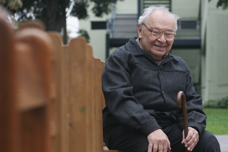 HA MUERTO GUSTAVO GUTIÉRREZ, PADRE DE LA TEOLOGÍA DE LA LIBERACIÓN

"La mayor violencia es la pobreza", escribió Gustavo Gutiérrez Merino, fundador de la Teología de la Liberación. Gutiérrez ha fallecido en Lima a los 96 años. Dominico, filósofo y teólogo, su denuncia de las