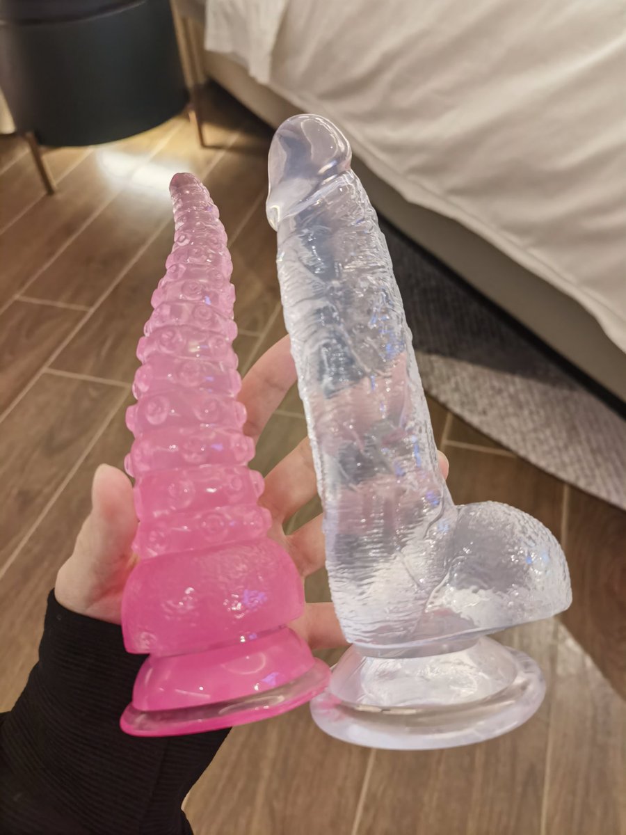 欲望比洞口还大的🐶