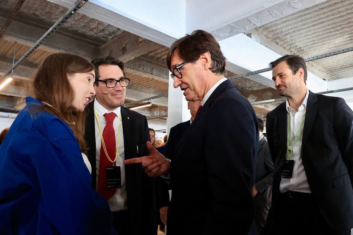 Catalunya té més empreses estrangeres instal·lades al territori que mai: 9.602 filials que aporten llocs de treball i generen prosperitat compartida.

Cada cop més empreses i emprenedors ens escullen per impulsar els seus projectes. Gràcies per la confiança.

#ElGovernDeTothom