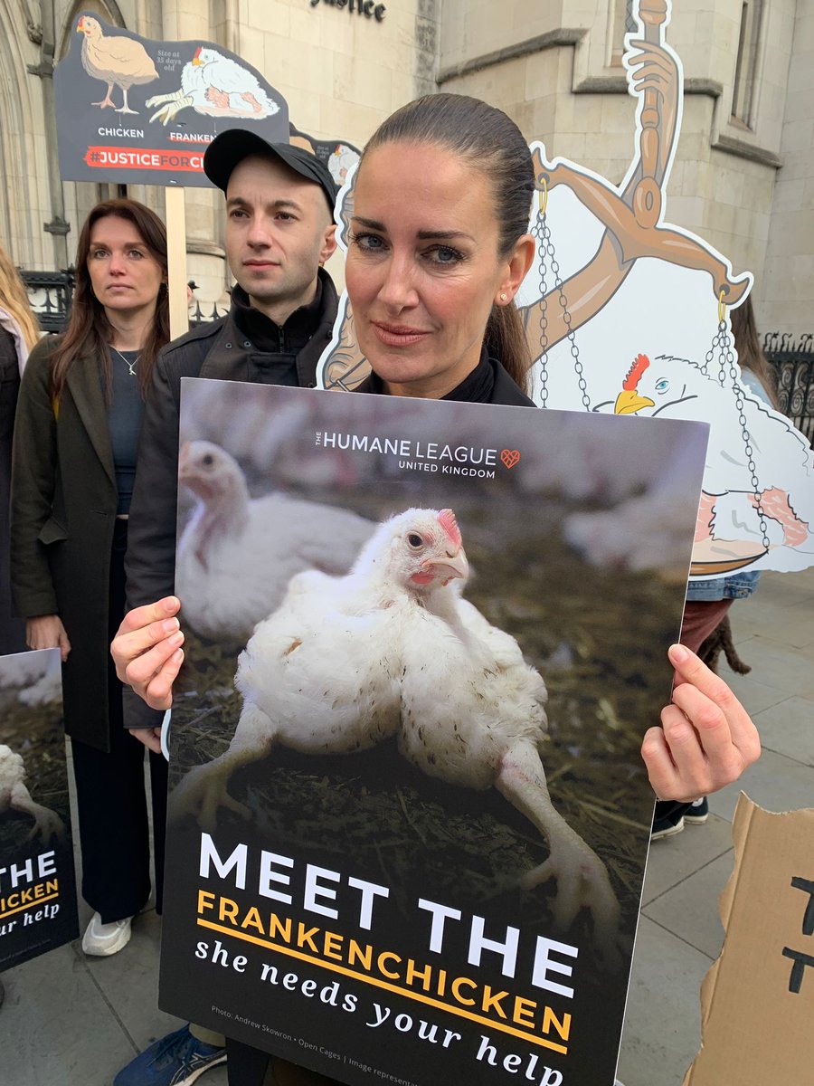 The Humane League UK (@humaneleagueuk) on Twitter photo Thank you, <a href="/TheRealKirstyG/">KIRSTY GALLACHER</a> for coming to support our legal challenge and for all the work you do for animals β€οΈ #JusticeForChickens Thank you, <a href="/TheRealKirstyG/">KIRSTY GALLACHER</a> for coming to support our legal challenge and for all the work you do for animals β€οΈ #JusticeForChickens