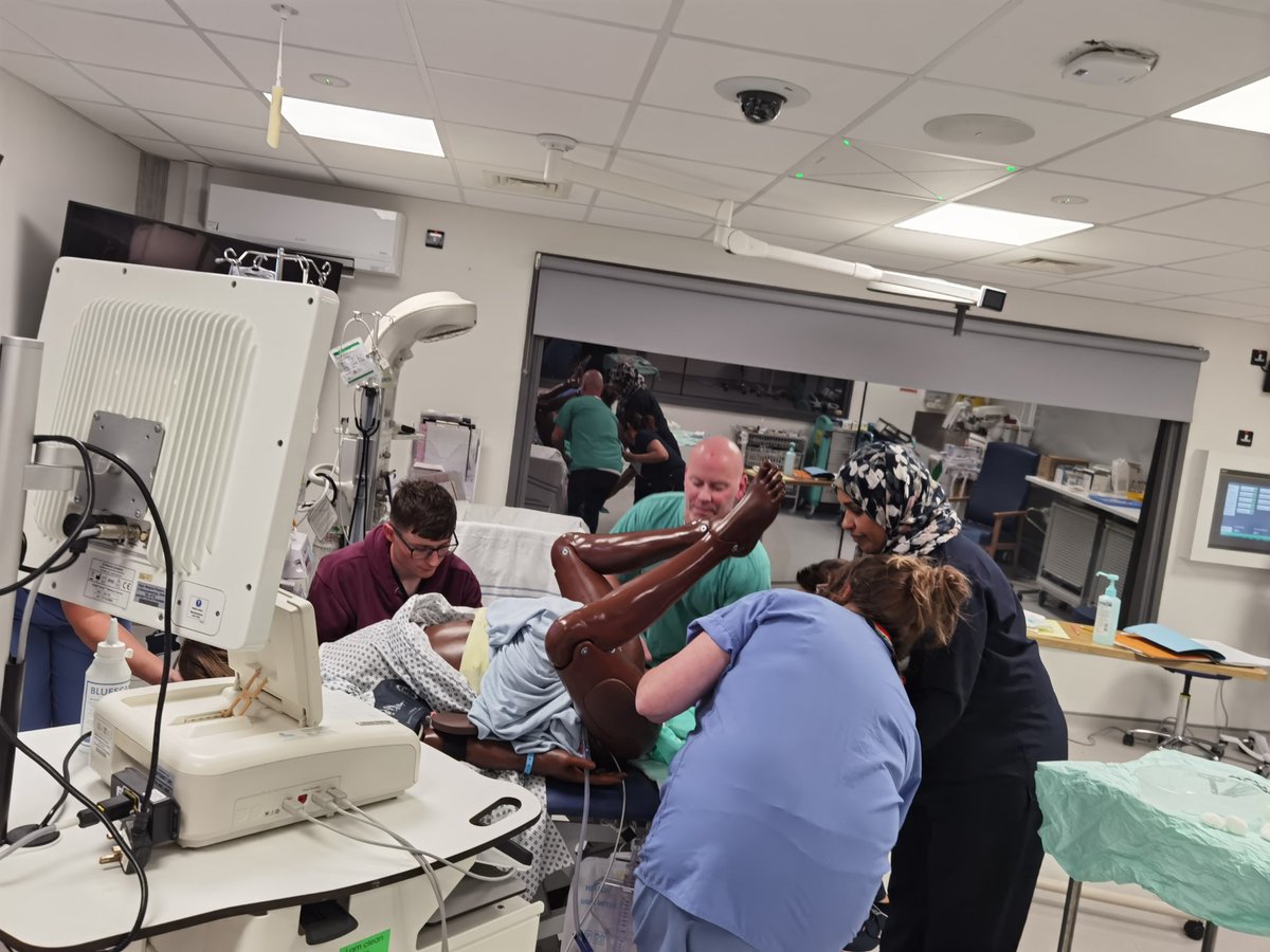 PHILIPPARACKAL's tweet image. One of the best #IPE session, #ShoulderDystocia &amp;amp; #NeonatalResus. Truly a great example of #codesigning and well #tested scenario. Focused #learningobjective +#Systemprobing, opportunity for #QI. Well done all 👏