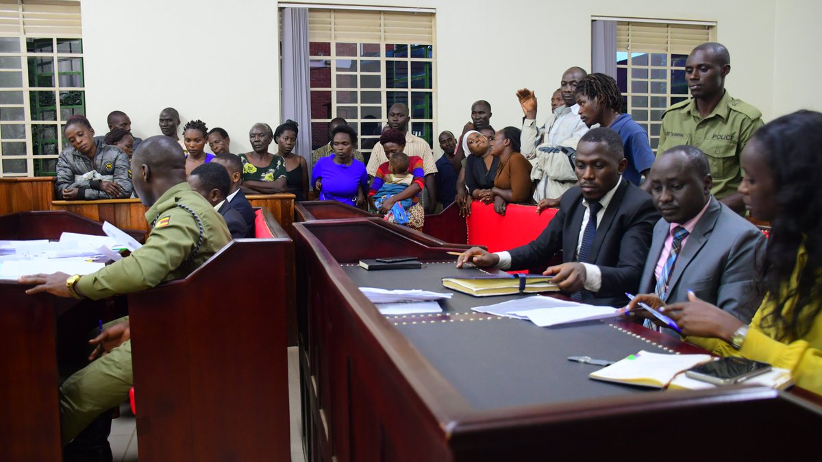 nemaug's tweet photo. LUBIGI WETLAND RETURNEES COURT CASE⚖️⚖️

* 17 remanded
* 6 released on bail
Yesterday Oct. 22, 2024, 23 suspects who returned to Lubigi wetland after its restoration have been presented before the magistrate court of Makindye Division, Kampala for hearing.
Details in the thread. https://t.co/LHYLdQ45Ra