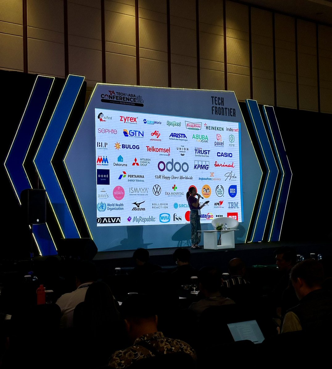 JTQuigley's tweet image. Such a pleasure to be back in #Jakarta and reconnecting with old friends (and making new ones) at the #TechinAsia conference! Massive, massive potential for @telcoin in Indonesia and the region. #Telcoin #SendMoneySmarter