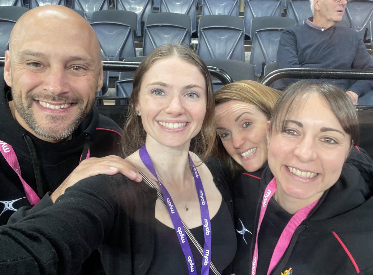 Brits abroad!!! 🇬🇧 

Great seeing you guys <a href="/GaryBurgessIUA/">Gary Burgess ⒾⓊⒶ</a> <a href="/louisetravis21/">Louise Travis</a> &amp; Kate Mann 🤍