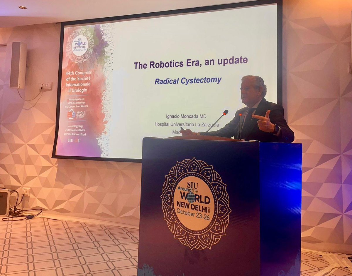 En New Delhi en el "44 Congress of the sociètè internacionale d'urologie", hablando de cistectomía radical