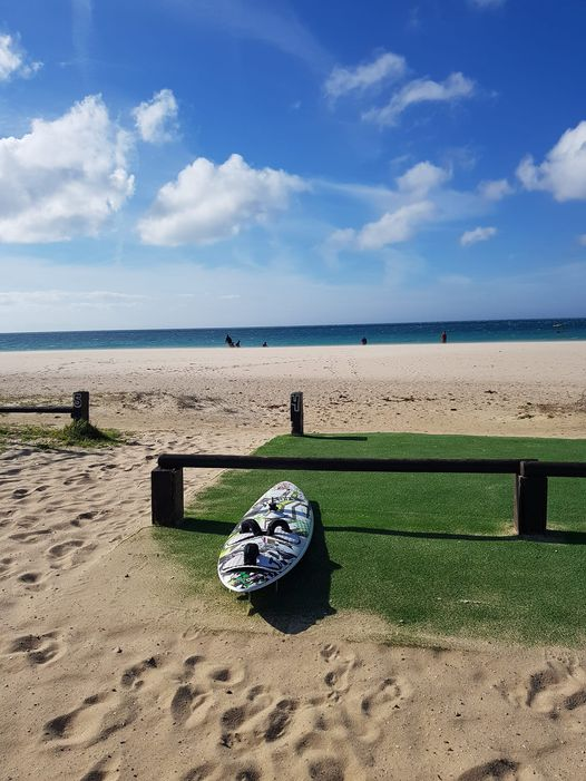 OutTarifa's tweet photo. Levante
7 - 8 Bft.
sails: 3,7 - 4,2
#tarifa #playadevaldevaqueros #Levante #windsurf #strongwind https://t.co/k2zmQF0It4