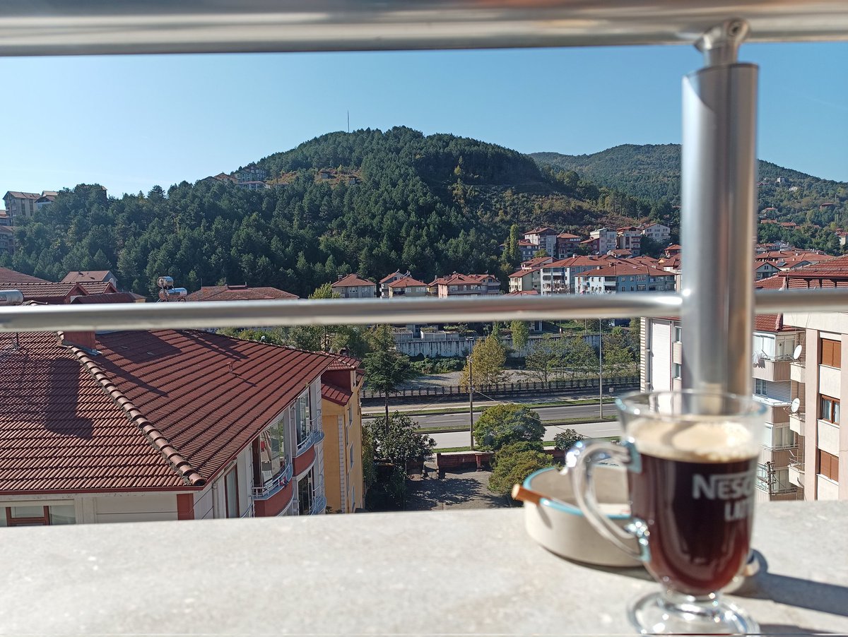 ArtFugi's tweet image. misss gibi güneş açtı. 

#devrek  güzel yer 

kahve şart!