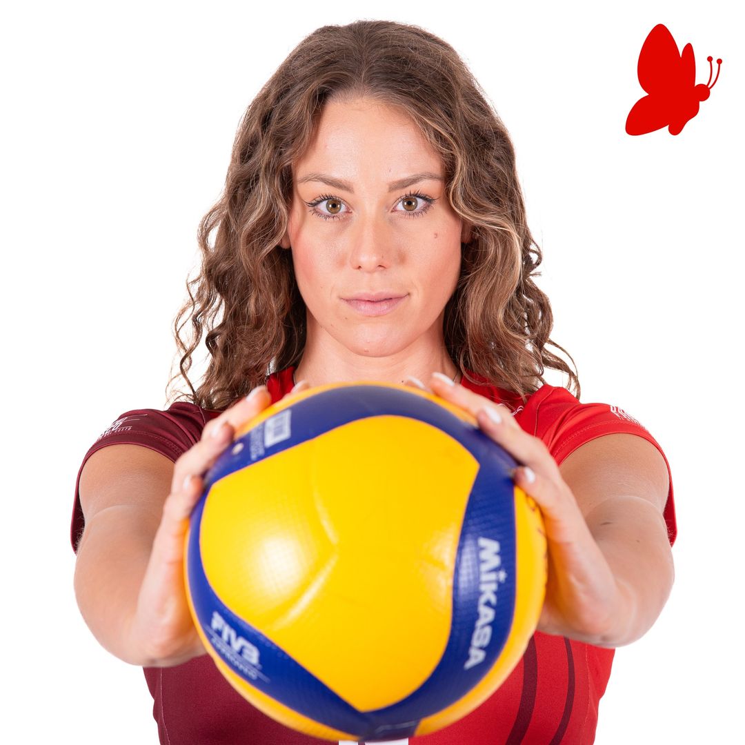 UYBAvolley's tweet photo. 🏐 Mood of the day: Focused on Volleyball
💪 Al lavoro per centrare i nostri obbiettivi

#moodoftheday #UYBA #thebutterflyeffect #farfalle Jennifer Boldini https://t.co/HneNJonsr0