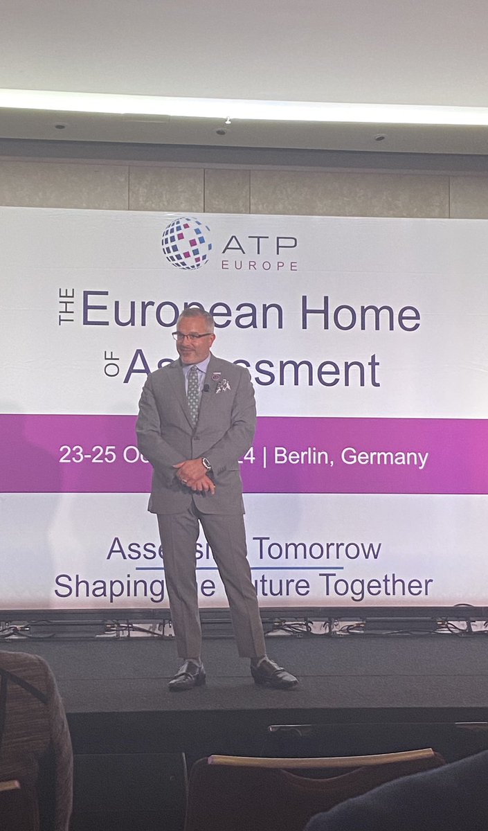 JLP 🐝🕷 tweet media