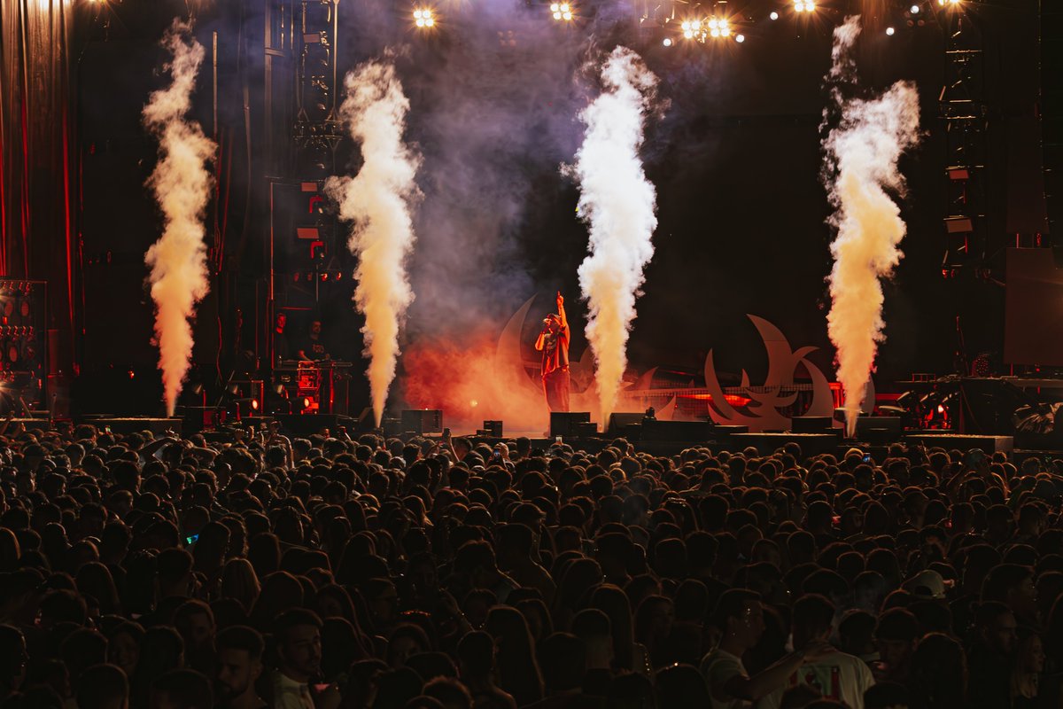 lamonafest's tweet photo. ⏳ ¿Ya tienes tu entrada para el 5 de abril? LaMona Fest te espera en Jaén. ¡No te quedes sin la tuya!

https://t.co/4sy05WLXQ0 https://t.co/9hpH39nNnA