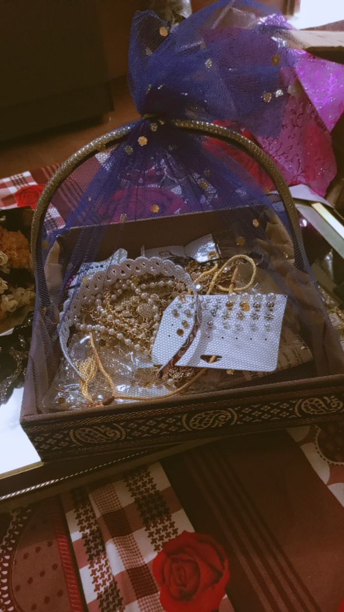 itx_Ashy's tweet image. Brother wedding Gifts 💕
How do you like it?