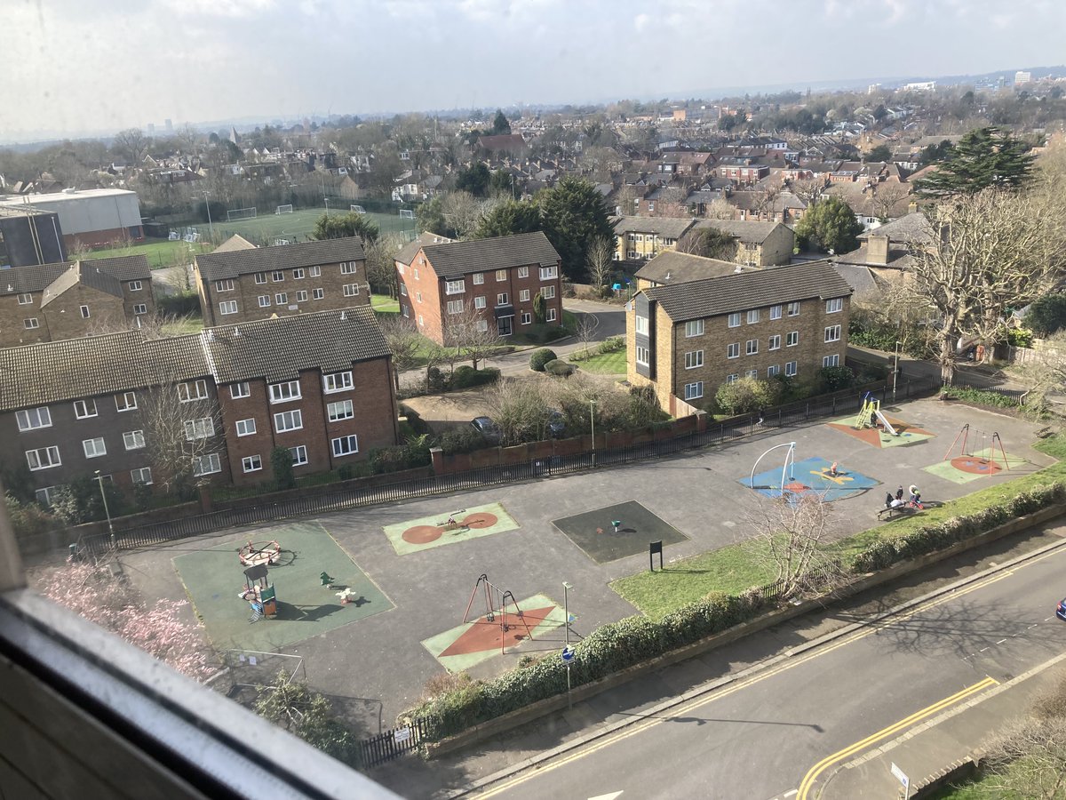 BarnetCouncil's tweet image. We&apos;ve opened the new £464K Market Place Playground in East Finchley, turning grey tarmac into a green oasis: barnet.gov.uk/news/new-playg…

And just in time for half-term too! Thanks to all our partners who contributed to this project, which will help us achieve #BarNETZERO by 2042.