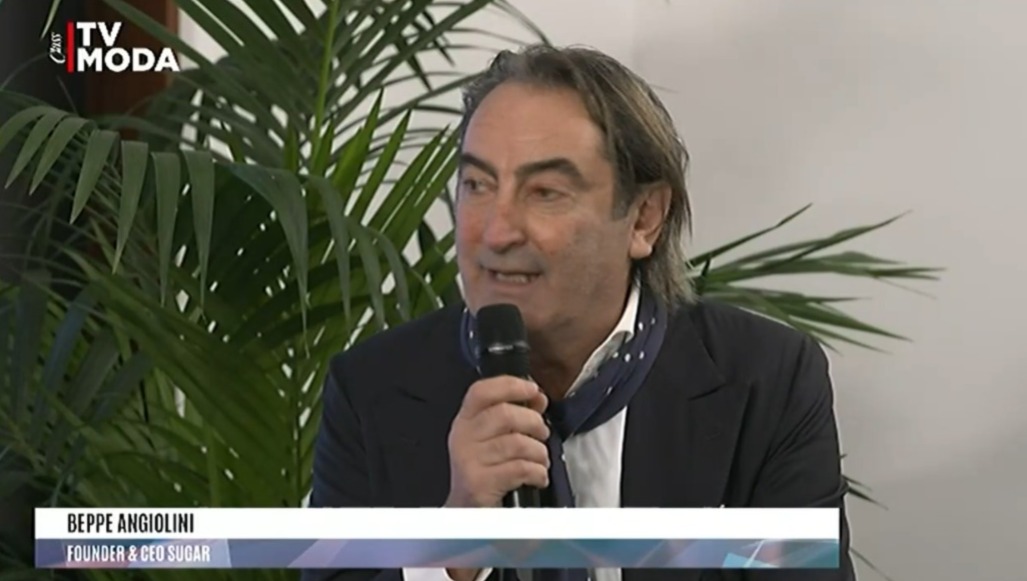 MilanoFinanza's tweet photo. Beppe Angiolini (Presidente & CEO Sugar): «Siamo in un momento particolare, dove c’è una certa attenzione nei clienti in tutto il mondo. Non si comprende quale sia il mood futuro». #MilanoFashionGlobalSummit2024 #TheNewRules #FashionIndustry #Moda #Lusso https://t.co/EiA4CoE3K1