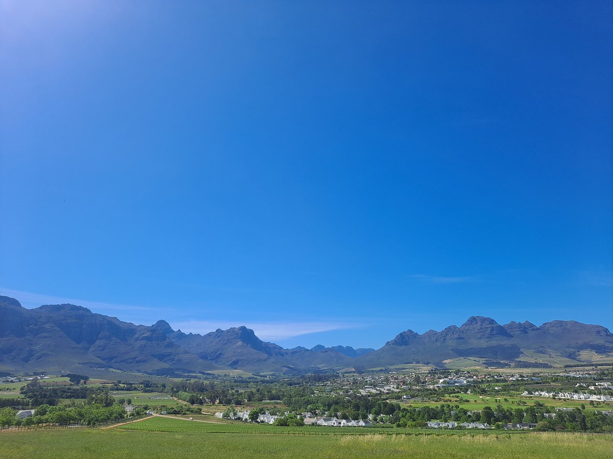 chrisleckey_'s tweet image. Heading home after an incredible week in ๐ฟ๐ฆ for @SASMA_ZA! Great to present our (@NicolvanDyk, @EamonnDelahunt, @aonghuslawlor, @DohertyCailbhe) scoping review and to be named in the top 3 student presentations at the conference ๐ค
@IrishResearch @ucd_sphpss #LoveIrishResearch