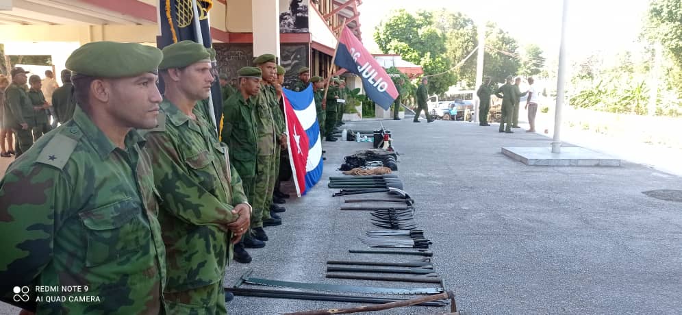 El CDN aprobó acciones para seguir atendiendo la emergencia eléctrica en el país, y la recuperación de los daños ocasionados por el huracán Oscar.
Hacia Guantánamo van los combatientes de Santiago de #Cuba 
#FuerzaGuatanamo