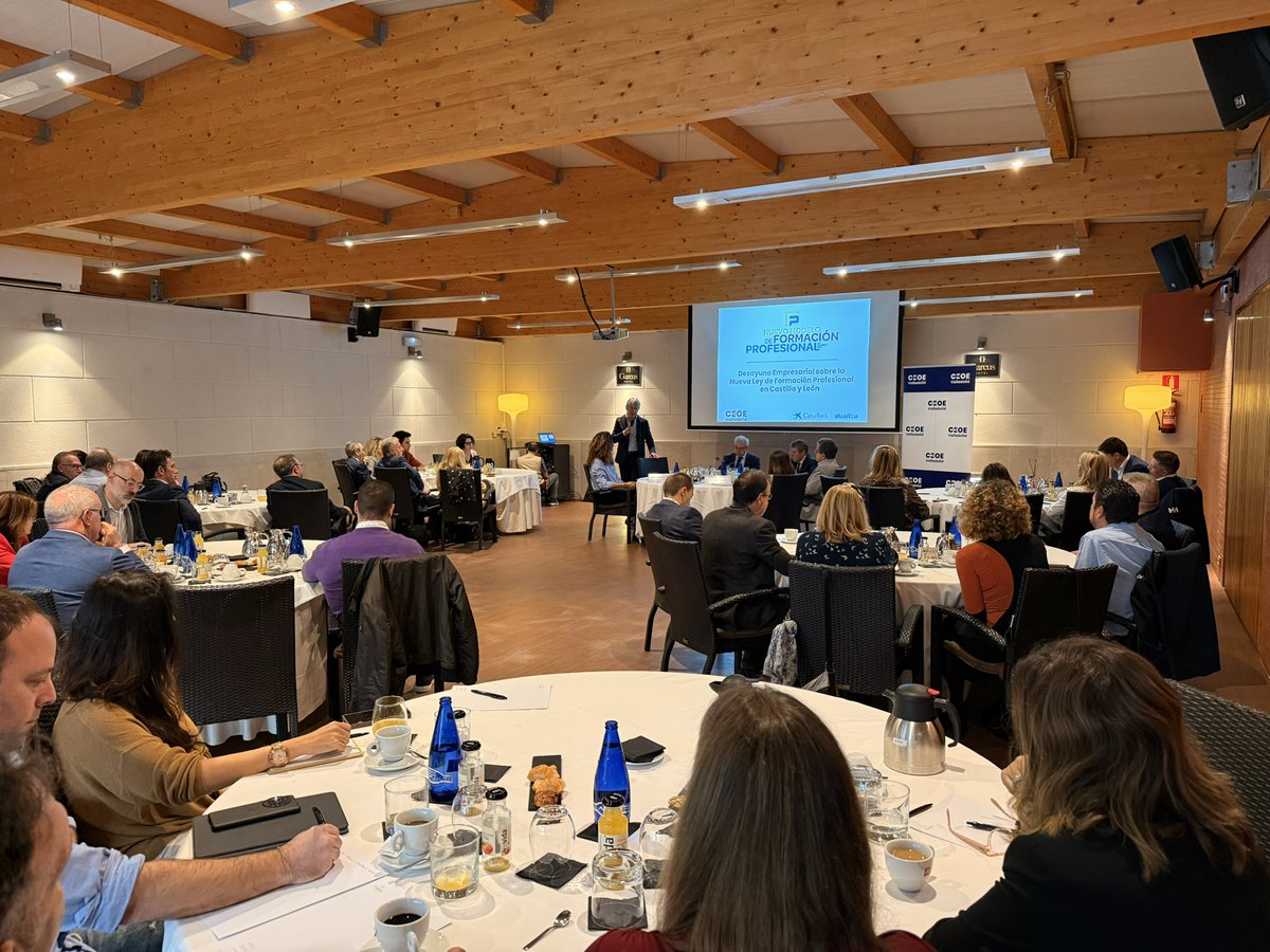 📢 Encuentro sobre la nueva Ley de #FormaciónProfesional organizado por @ceoevalladolid y <a href="/CABK_Dualiza/">CaixaBank Dualiza</a>.

Empresarios de #Valladolid solicitan mayor respaldo para garantizar una implementación eficaz de esta ley.

🔗 Más detalles: ceoevalladolid.es/los-empresario…