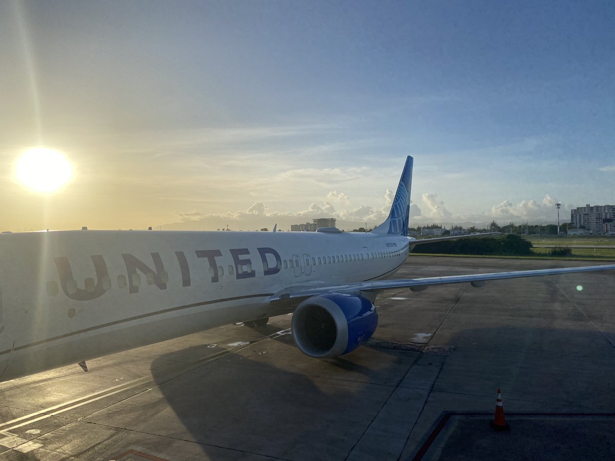 Eveliz Cotto (@evecotto) on Twitter photo What a beautiful starry flight! SJU team representing with our on time ⭐️ . <a href="/M_SJUUA/">Mary Ann Frese</a> <a href="/OJCordova1028/">Orlando Cordova</a> <a href="/XSandozUAL/">Xavier Caraballo-Sandoz</a> <a href="/BrendaS_UA/">Brenda</a> <a href="/secappanera/">Santiago Cappanera</a> <a href="/MannyPrieto3/">Manny Prieto</a> <a href="/DJKinzelman/">David</a> What a beautiful starry flight! SJU team representing with our on time ⭐️ . <a href="/M_SJUUA/">Mary Ann Frese</a> <a href="/OJCordova1028/">Orlando Cordova</a> <a href="/XSandozUAL/">Xavier Caraballo-Sandoz</a> <a href="/BrendaS_UA/">Brenda</a> <a href="/secappanera/">Santiago Cappanera</a> <a href="/MannyPrieto3/">Manny Prieto</a> <a href="/DJKinzelman/">David</a>