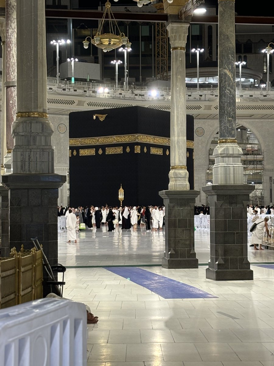 theholymosques's tweet photo. When did you perform your last Umrah ? https://t.co/ieFvfBjZMa