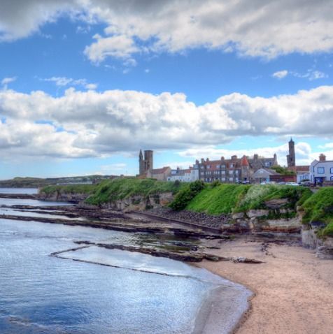 🌊 A Breath of Fresh Air!

One of the best things about St Andrews is the coastal views. Take a moment to recharge with a walk along West Sands or the East Sands beach.

Where do you go to unwind in St Andrews? 🤔

| Shop | Play | Indulge | Stay |
#LoveStAndrews