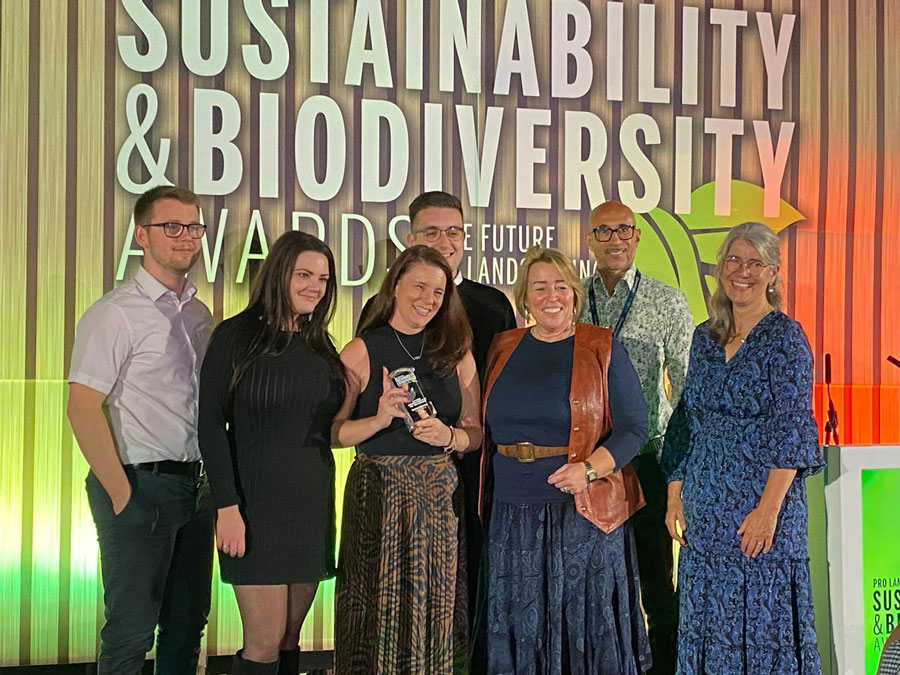 Housebuilder & Developer (@housebuilderdev) on Twitter photo <a href="/GreenBlueUrban/">GreenBlue Urban</a> celebrates winning Best Product for Hard Landscaping at the Pro Landscaper Sustainability & Biodiversity Awards for its innovative RootSpace system, enhancing urban tree growth and biodiversity.
Read ➡️
hbdonline.co.uk/news/greenblue…
#hbd #housebuilder #sustainability <a href="/GreenBlueUrban/">GreenBlue Urban</a> celebrates winning Best Product for Hard Landscaping at the Pro Landscaper Sustainability & Biodiversity Awards for its innovative RootSpace system, enhancing urban tree growth and biodiversity.
Read ➡️
hbdonline.co.uk/news/greenblue…
#hbd #housebuilder #sustainability