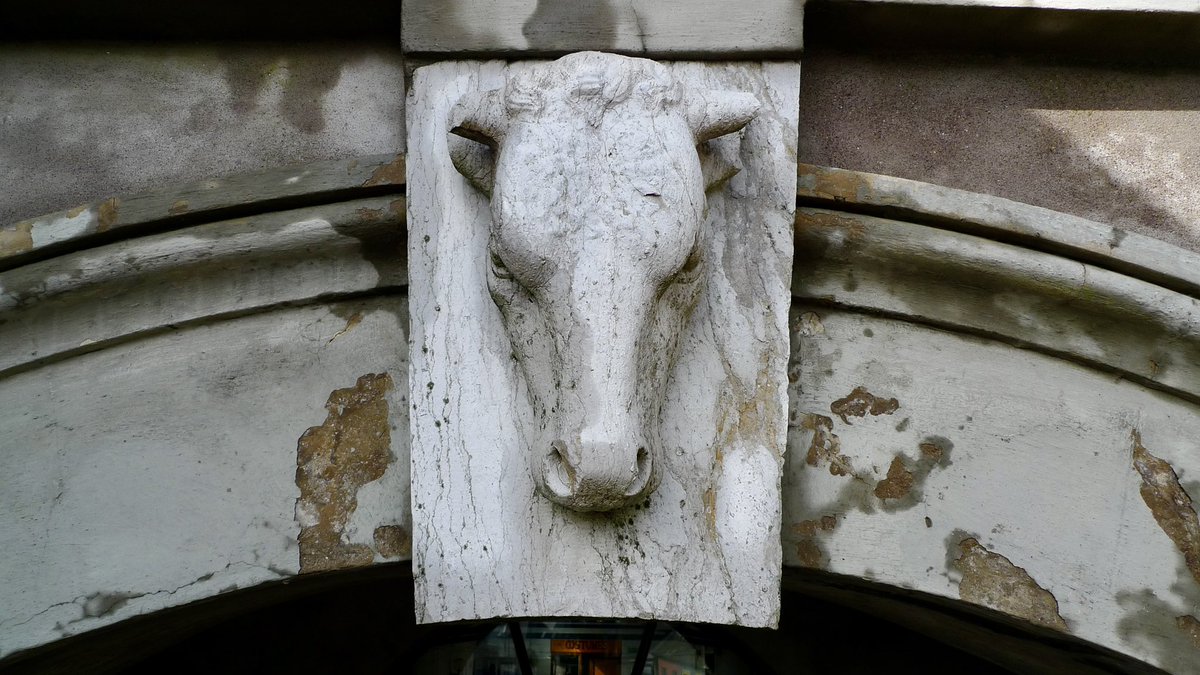 The Butter Exchange building is still of the jewels in Cork’s architectural crown. It opened its doors in 1770 and  was an imposing statement of  affirmation to traders arriving on John Redmond Street, at the end of a long butter road. The cow’s head remains our symbol today. BM