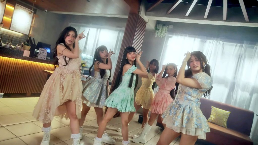 KriShinesOFC's tweet image. Congratulations! @pixieofficialph 

PIXIE ICED COFFEE MV

#pixieofficialph #pixieph 
#pixiedebutsingle #pixieicedcoffee