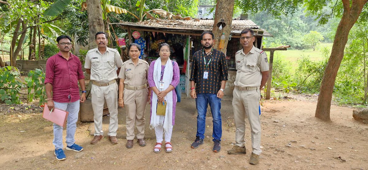 nhmdeogarh's tweet photo. Enforcement under COTPA during Tobacco Free Youth Campaign 2.0 at Kundheigola Police Station area of Deogarh district, Odisha. https://t.co/TvUG7SelED