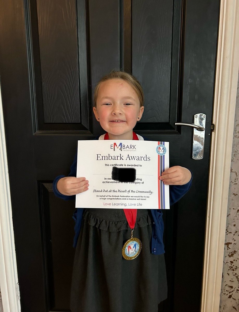 CEBailey1's tweet image. Proud night at @embarkfed awards night. Proud parent seeing my @fieldhouseinfs learner on stage collecting her award and a proud staff member at @chaucerinfants1 watching our learners collect theirs #family