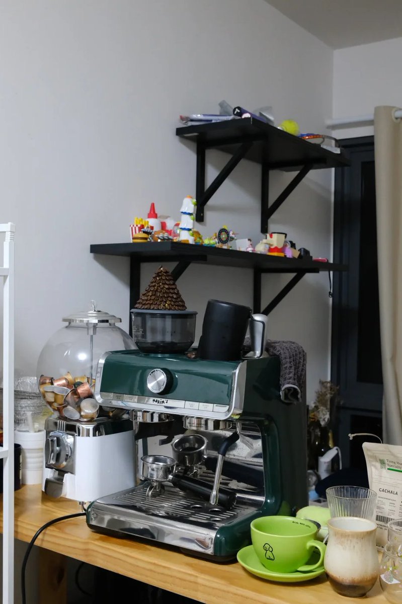 KellyNe2_'s tweet image. 掃除🤭
家のコーヒーコーナーがとても好きです☕️