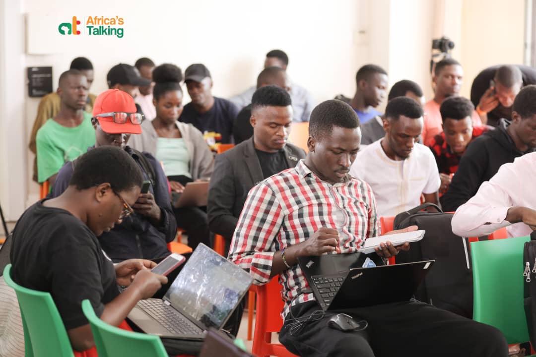 owenivan04's tweet photo. Level up your design game! @jmwendwa is sharing top-notch UI/UX tools to streamline &amp; supercharge your workflow at #ATSummit24! #UIUX #DesignTools #WeLoveNerds
@ATCommunityKla @m_k_global 
@WanderaMetrine https://t.co/DLYnpz6GaH