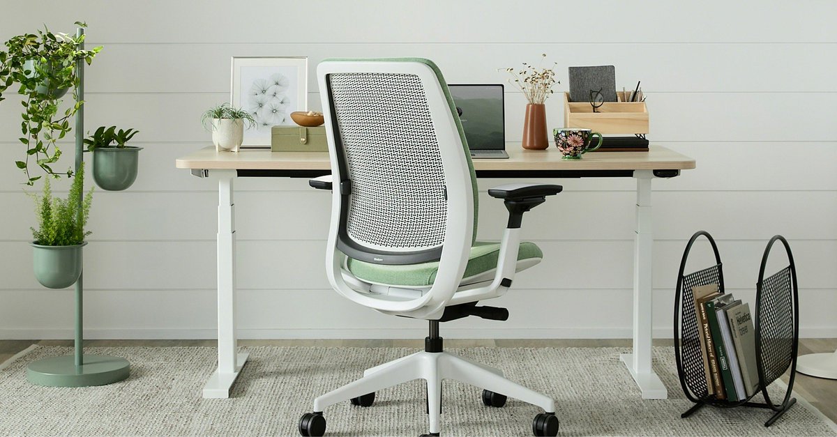 A productive week starts with a strong workspace. Build a setup that helps you do your best work every day.

-Ergonomic chairs 
-Height-adjustable desks 
-Functional accessories

Get the most out of your work environment: store.steelcase.com