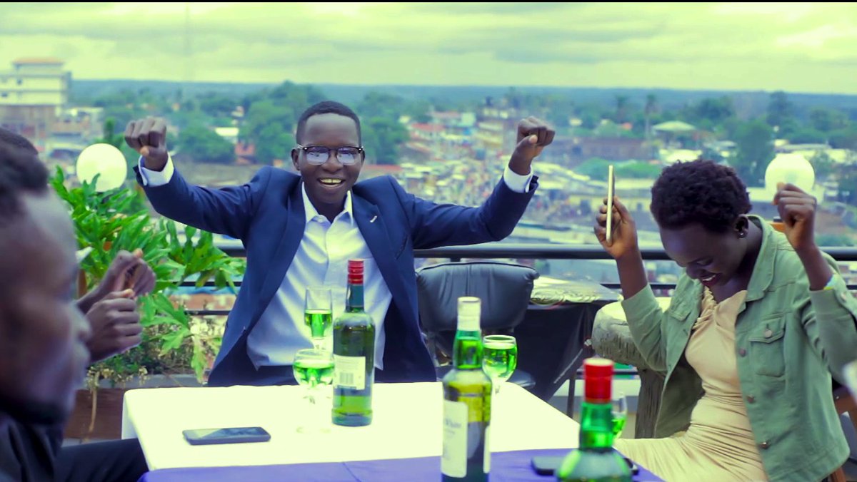 hellbrapper's tweet image. Before the Professional #Story Video drops, Lets rewind on #RealFriends one more time.
Play RealFriends youtu.be/cB0cAhxuTKA?si…
Download Story westnilebiz.com/audio/24034/st…