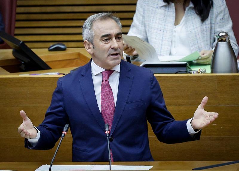 noticies_d's tweet image. AGRICULTURA// Miguel Barrachina: "Destinem 17 milions d'euros en ajudes per a agricultors i ramaders de manera directa i sense tràmits burocràtics""
noticiesdigitals.com/miguel-barrach…
@generalitat #agricultura #ramaders #noticies