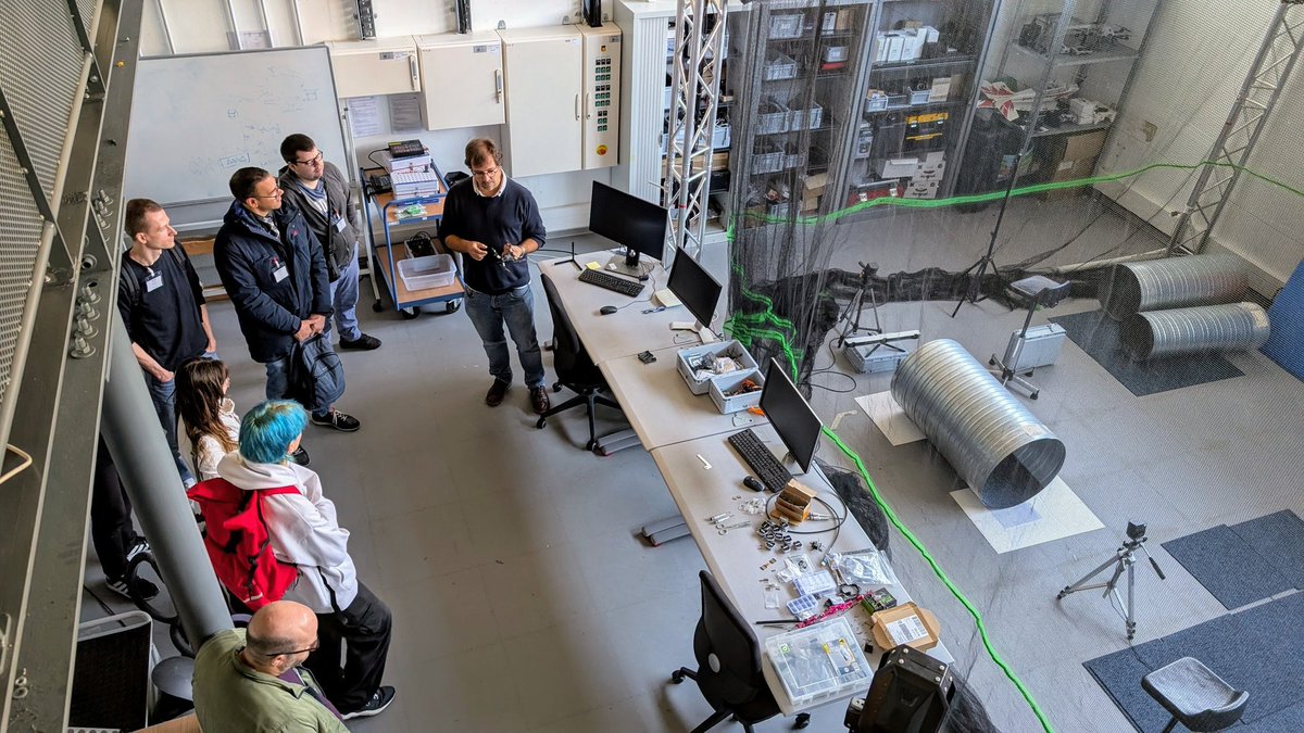 💡 Quels sont les parcours &amp; métiers dans le numérique ? Quelles sont les recherches menées à <a href="/Inria/">Inria</a> &amp; au <a href="/labo_Loria/">Loria</a> ? Ateliers avec <a href="/_CatsAndFoxes/">CatsAndFoxes</a>, <a href="/dynalips/">Dynalips</a> et visite de l'arène #robotique &amp; du CreativLab avec <a href="/jb_mouret/">Jean-Baptiste Mouret</a> auprès d'1 groupe de la Maison de l'Emploi @Grand_Nancy.