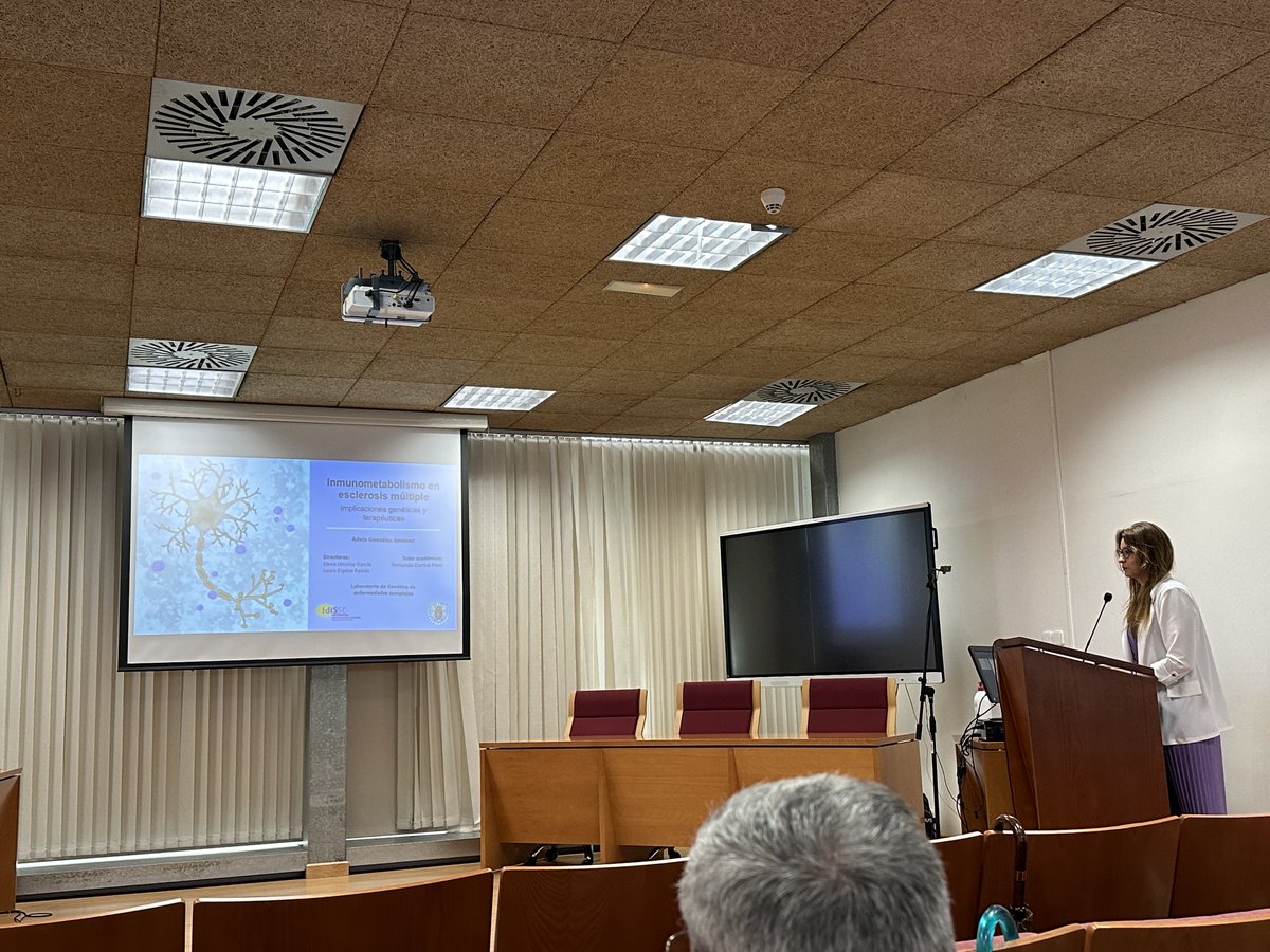 Labgencomplejas's tweet image. La semana pasada, nuestra compañera Adela González Jiménez defendió su tesis doctoral "Inmunometabolismo en esclerosis múltiple. Implicaciones genéticas y terapéuticas". ¡Te deseamos lo mejor en esta nueva etapa!