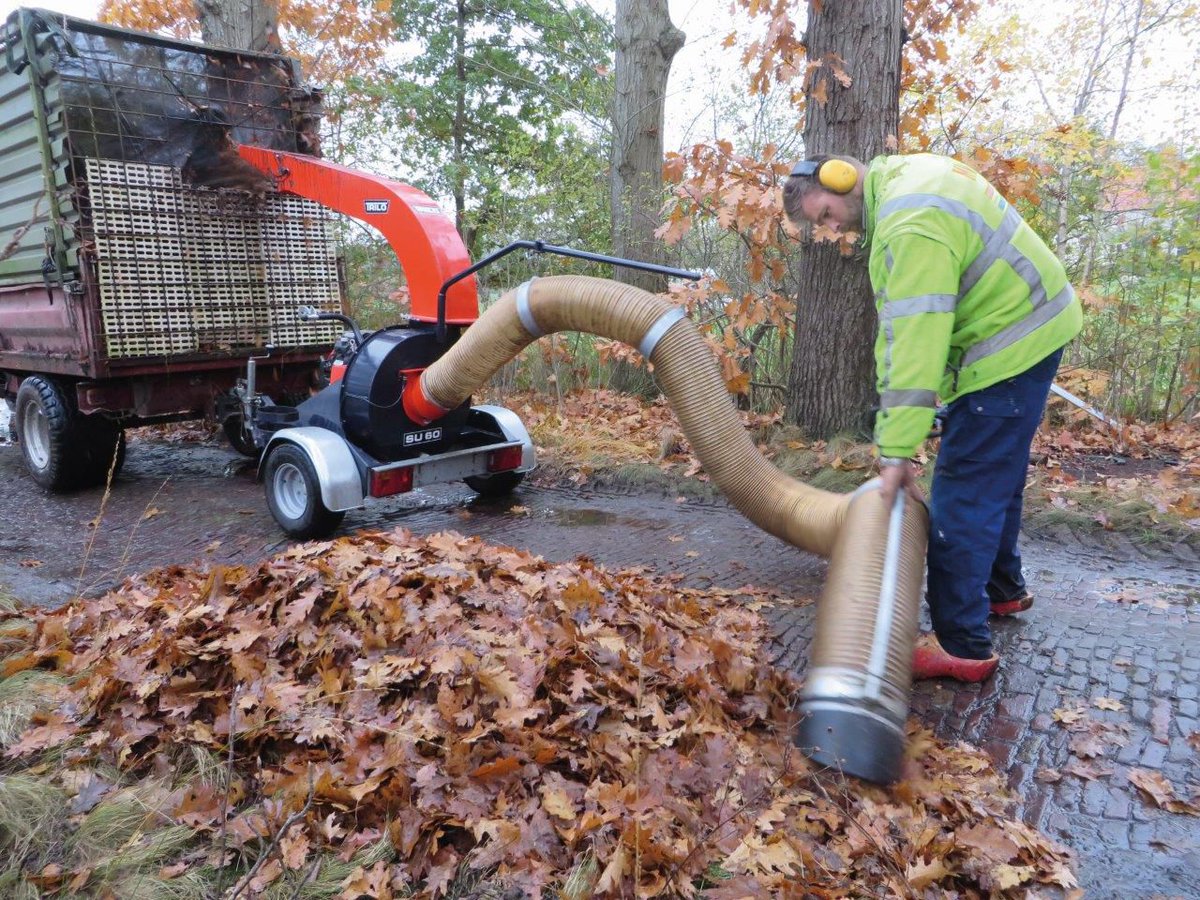 Various (truck) loaders available from stock!
#dontleavetheleaves #Trilo 
trilo.com