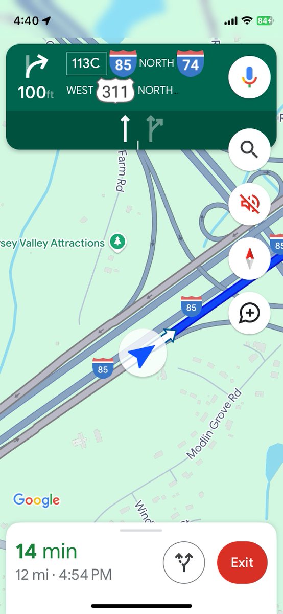 spozbo's tweet photo. Hi @googlemaps can someone look into these confusing moments where one symbol says Exit Right while another symbol says Actually Don't? 
Seems dangerous. 
Also you are one of my favorite apps, home screen nav bar for 10+ years, Grateful for you. https://t.co/YdvOkuZQhs