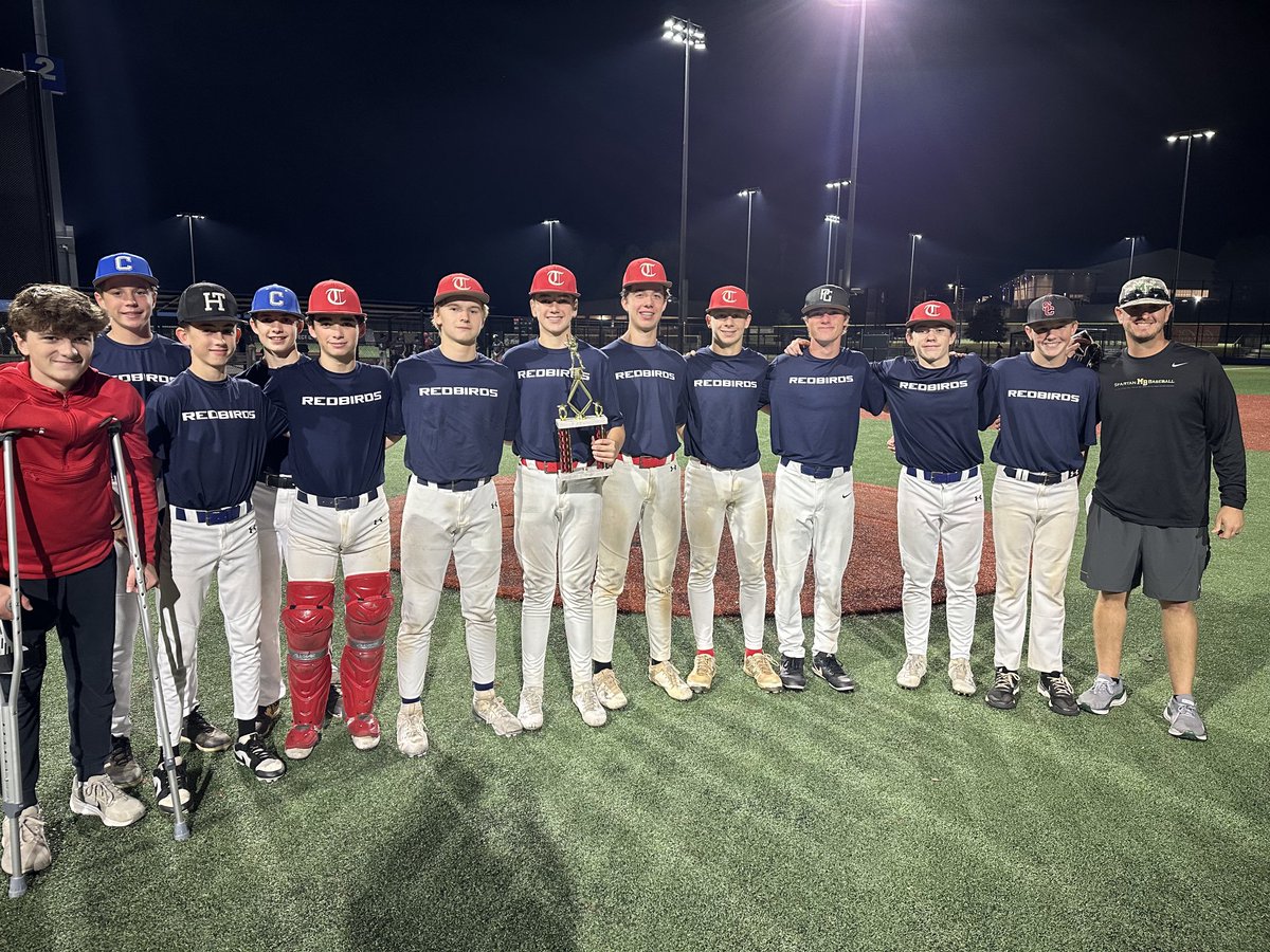 Congratulations to our Jr. High Fall League Champions!  The Redbirds went undefeated this fall and finished the season by winning the playoffs last night.