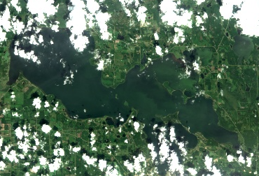 The Harmful Algal Blooms monitoring project has had a successful second field season. Though we faced more challenges when it came to collecting our samples (more cloudy and smokey days), we still managed to nearly meet our goals.
#satelliteimagery #algalblooms #Sentinel2